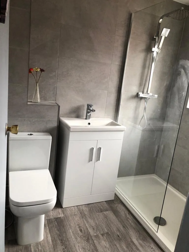 SPQR Contractors bathroom refurbishment work in London and Essex