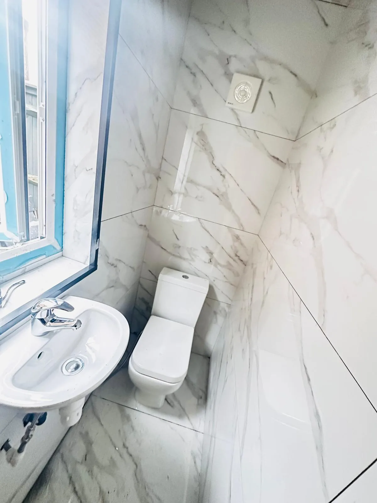 SPQR Contractors bathroom refurbishment work in London and Essex