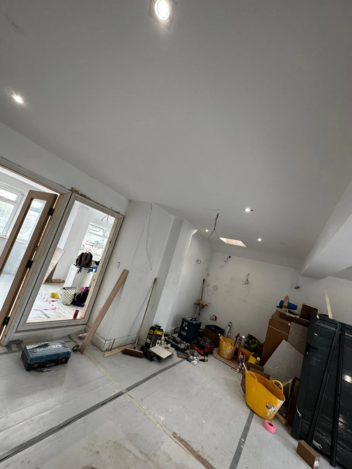 SPQR Contractors kitchen refurbishment and fitting work in London and Essex